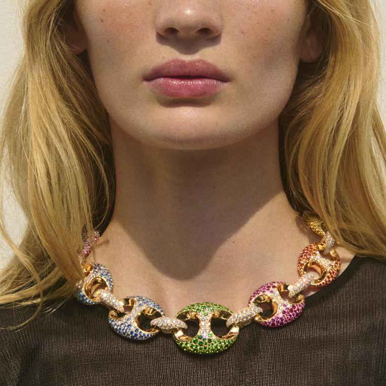 Marina Chain necklace by Gucci on model