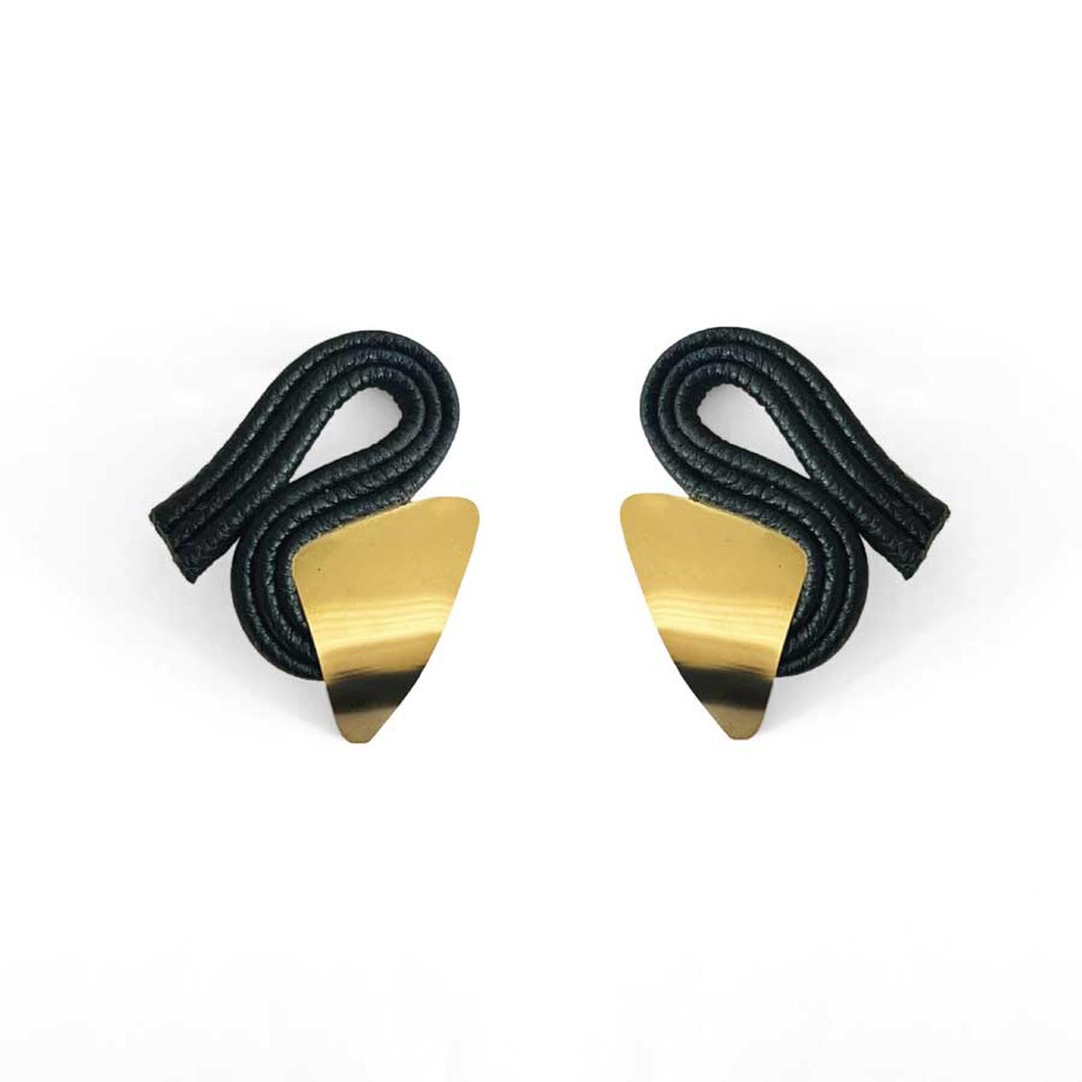 One Rapelana Evoke earrings